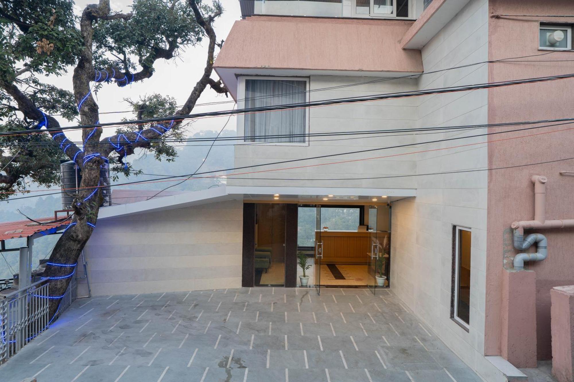 Super Hotel By Perfectstayz Mall Road Mussoorie Exterior foto